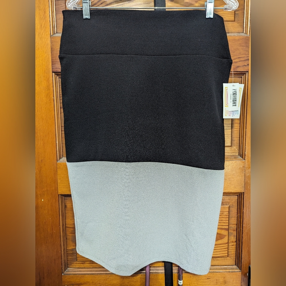 LuLaRoe large Cassie